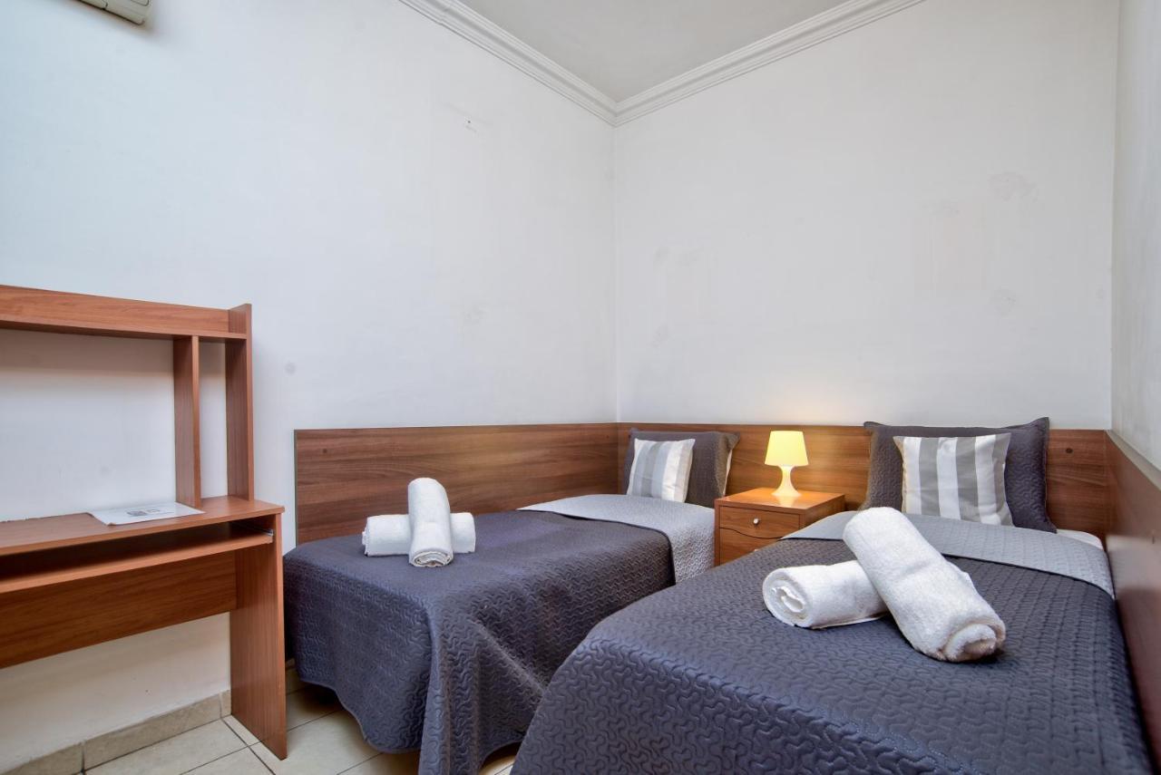 Morina Court - St Julians Seaside Bliss Apartments And Penthouse By Shortletsmalta Saint Julian's Εξωτερικό φωτογραφία
