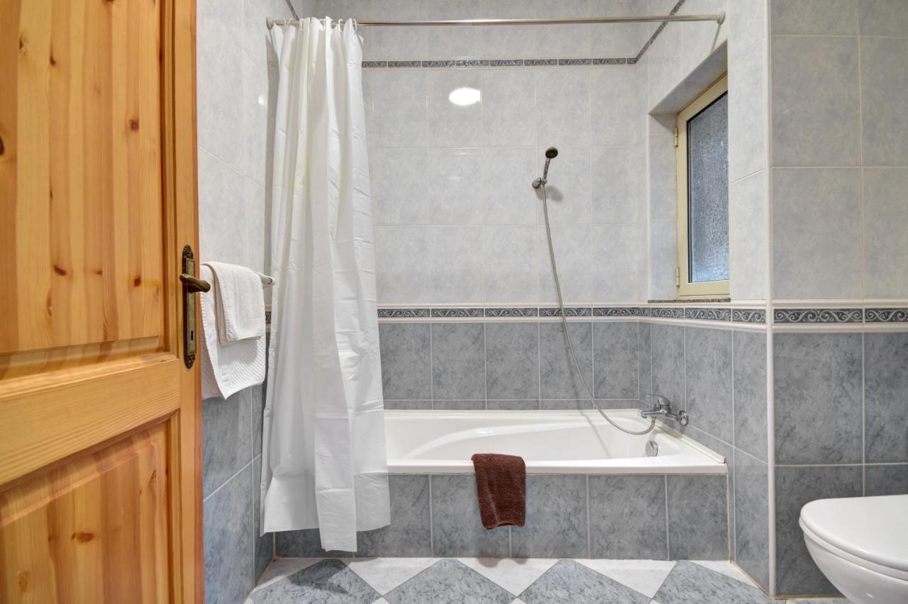 Morina Court - St Julians Seaside Bliss Apartments And Penthouse By Shortletsmalta Saint Julian's Εξωτερικό φωτογραφία