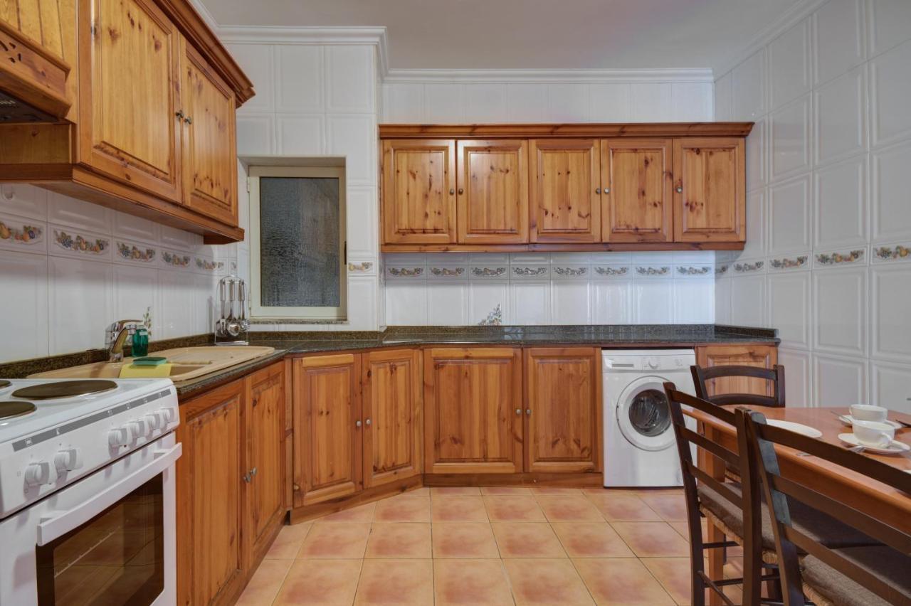 Morina Court - St Julians Seaside Bliss Apartments And Penthouse By Shortletsmalta Saint Julian's Εξωτερικό φωτογραφία